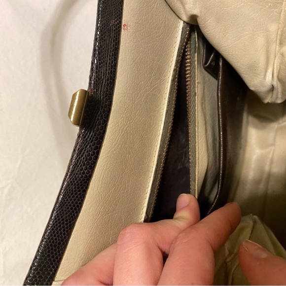 Vintage brown leather handbag - Picture 9 of 12